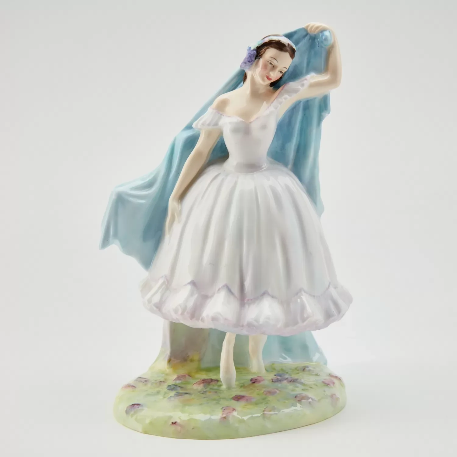 Статуэтка Giselle HN 2140