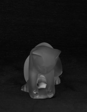 Фигурка кошки с клубком