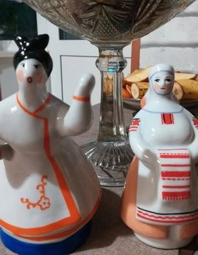 Рапай,Сваха и Параска