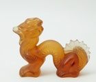 Фигурка Дракон янтарного цвета