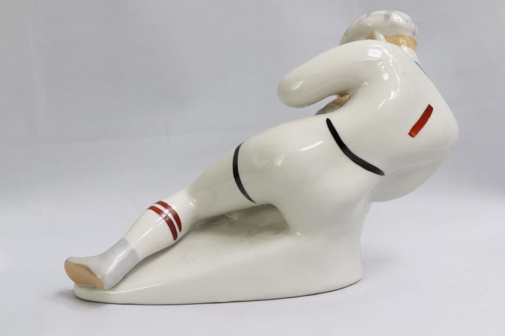 Статуэтка футболист - View 3