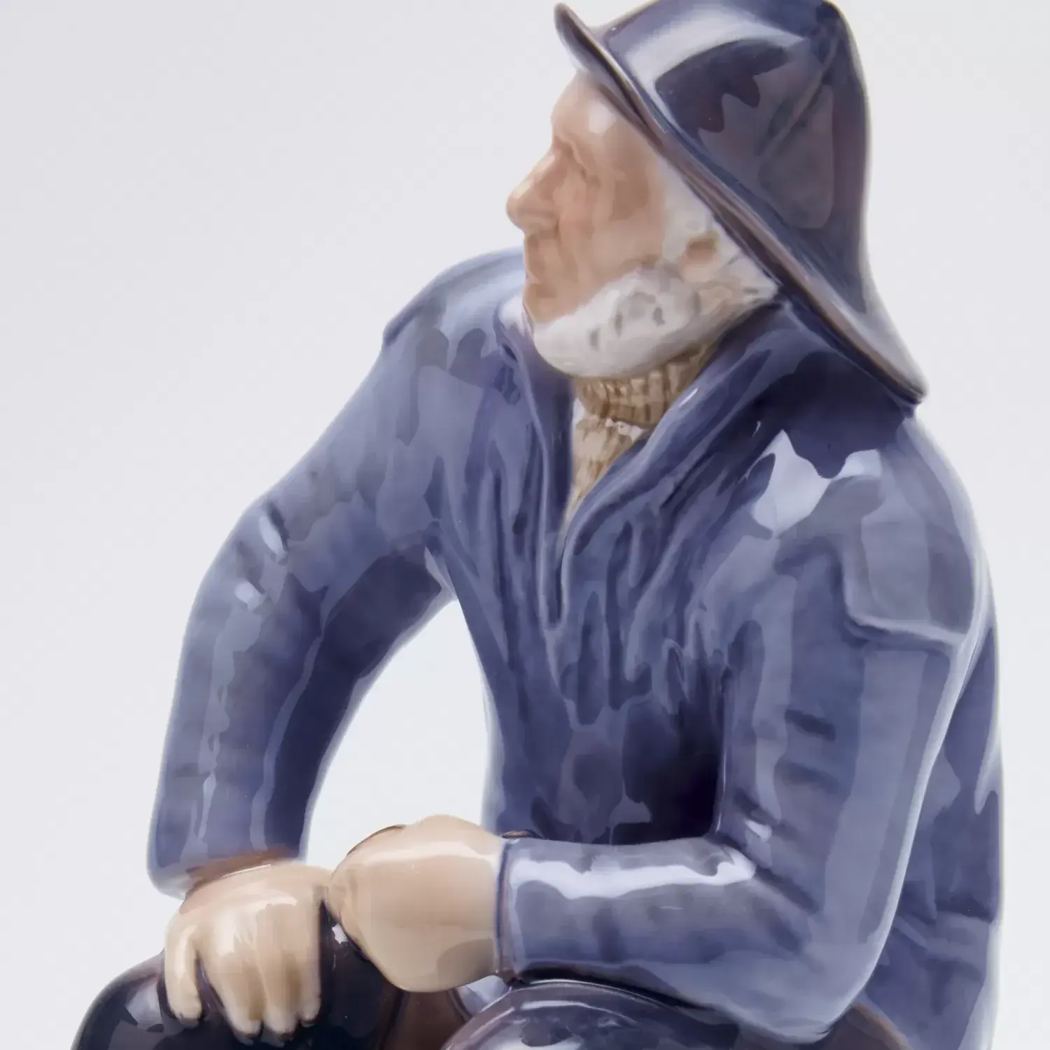 Фигурка "Старый рыбак" - View 12